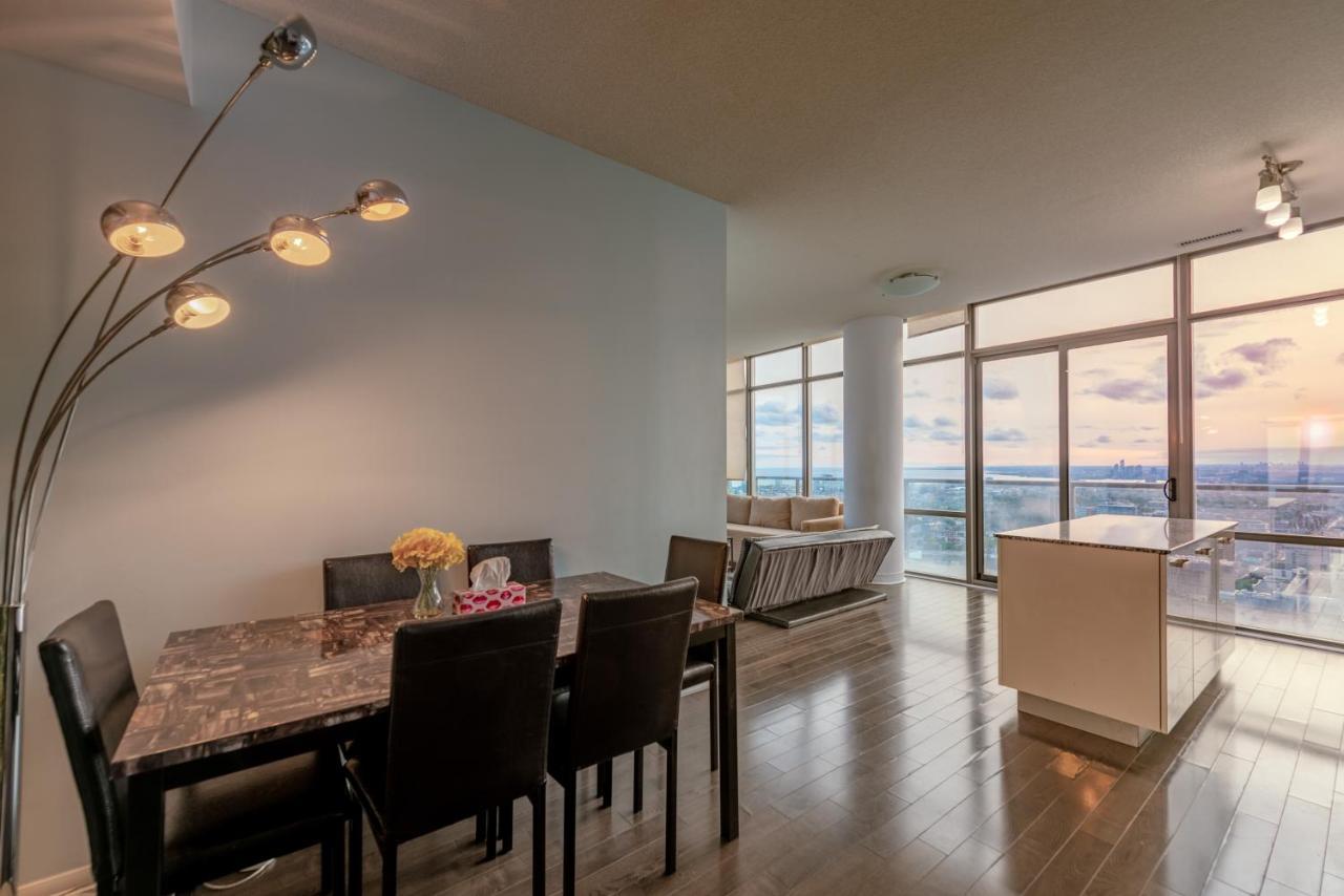Unbelievable Penthouse View With 3 Bedrooms Toronto Exteriér fotografie