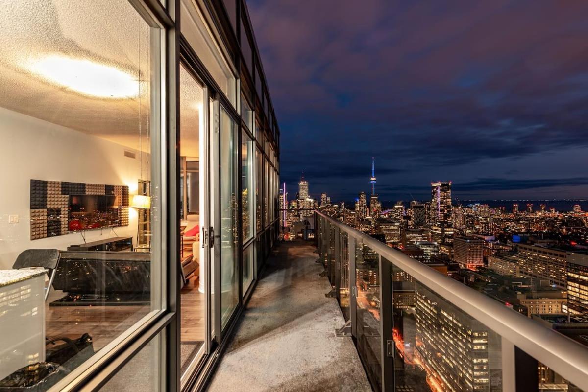 Unbelievable Penthouse View With 3 Bedrooms Toronto Exteriér fotografie