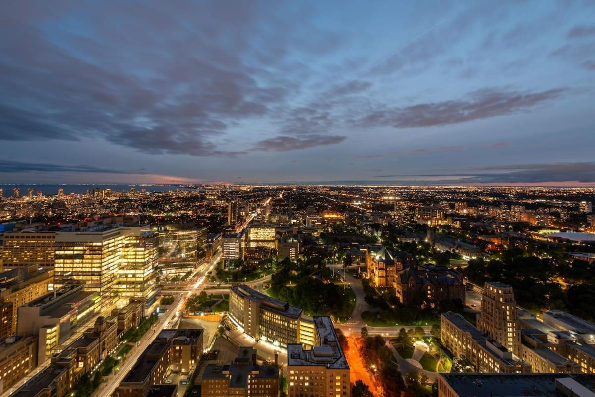 Unbelievable Penthouse View With 3 Bedrooms Toronto Exteriér fotografie
